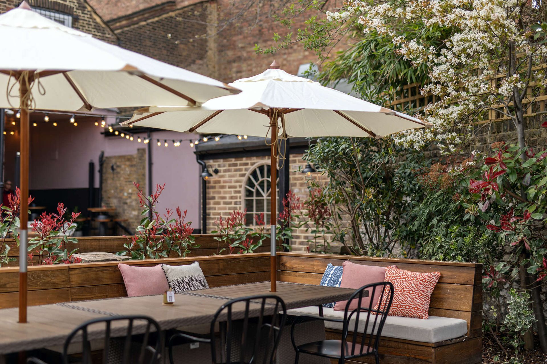 Photo of Hare & Hounds, Richmond upon Thames